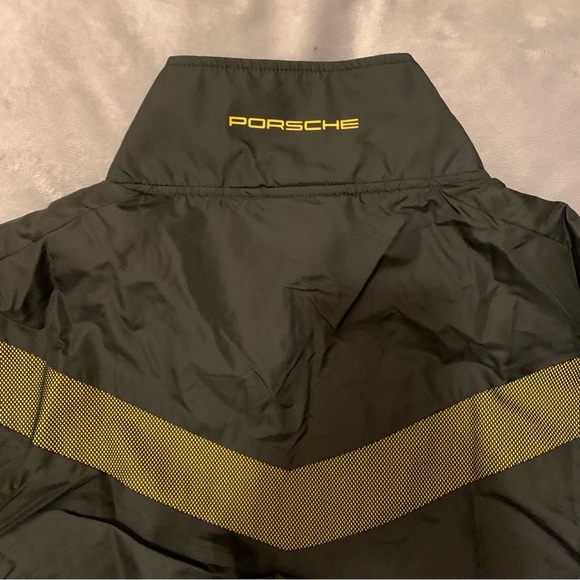 Men’s Porsche Design Windbreaker with Gold Mesh Design
Size Medium - Picture 4 of 11